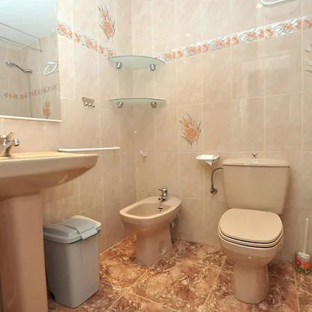 1158 Alexander Апартаменты *